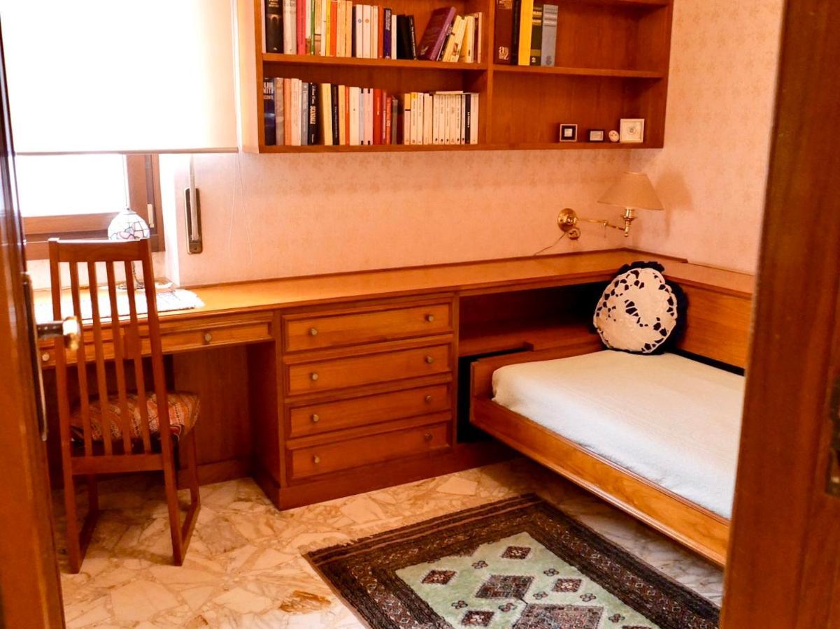 47, Vittorio Veneto Hotel Локоротондо Екстериор снимка