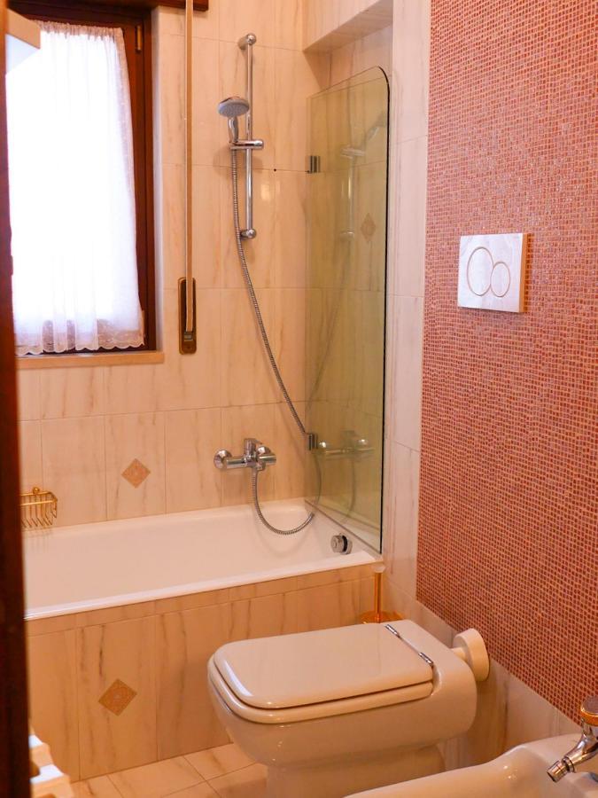 47, Vittorio Veneto Hotel Локоротондо Екстериор снимка
