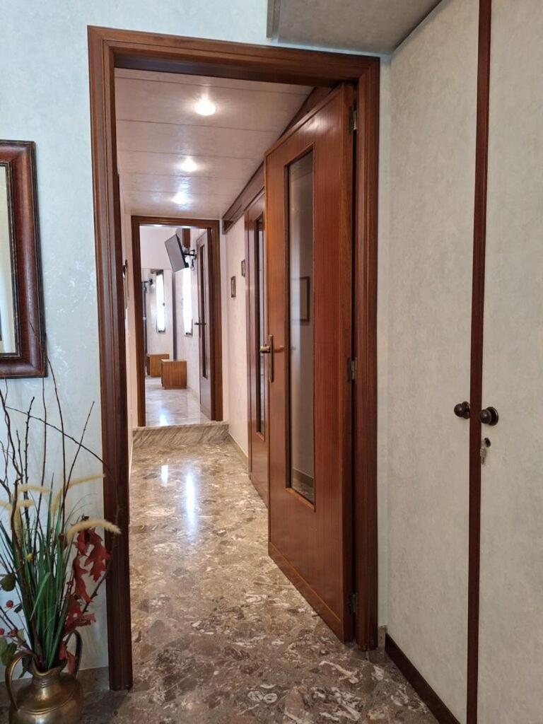 47, Vittorio Veneto Hotel Локоротондо Екстериор снимка
